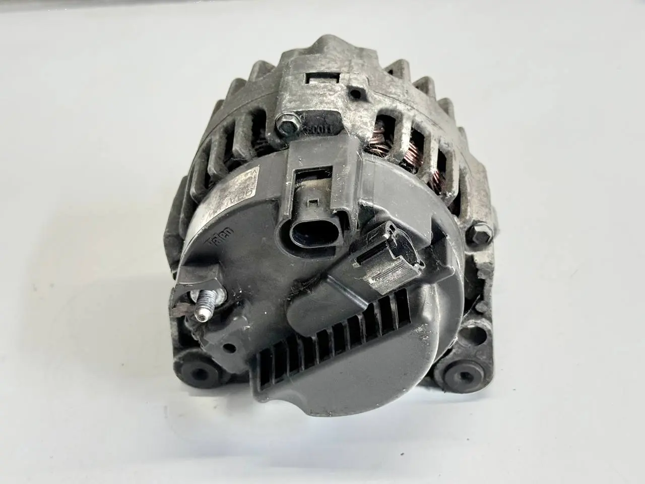 Generator Lichtmaschine Alternator VW Polo 9N1 1,2L 2002 03D903025J