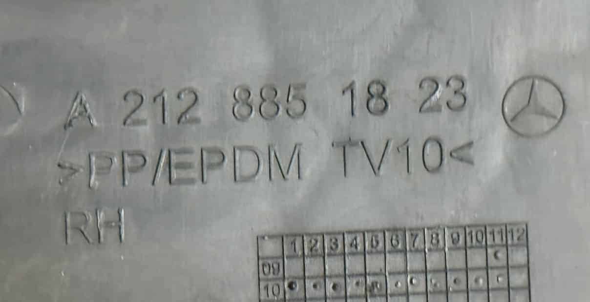 Tagfahrlicht Nebelscheinwerfer mit Blende vorne RECHTS Mercedes Benz W212 E-Klasse 2010