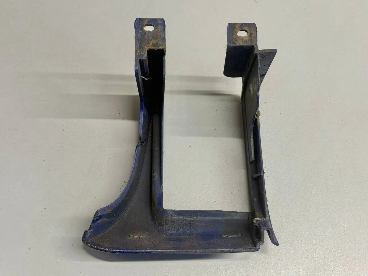 Blende Scharnier Heckflügeltür recht Mercedes Benz Vito W639 111 2009 6396940625