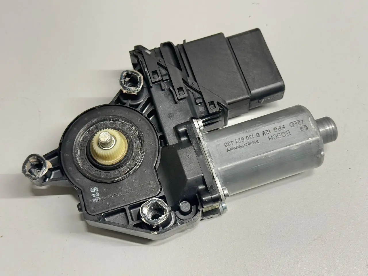 Fensterhebermotor hinten rechts VW Golf Plus 2006 5M1 1,6 5M0839402, 5M0839402A