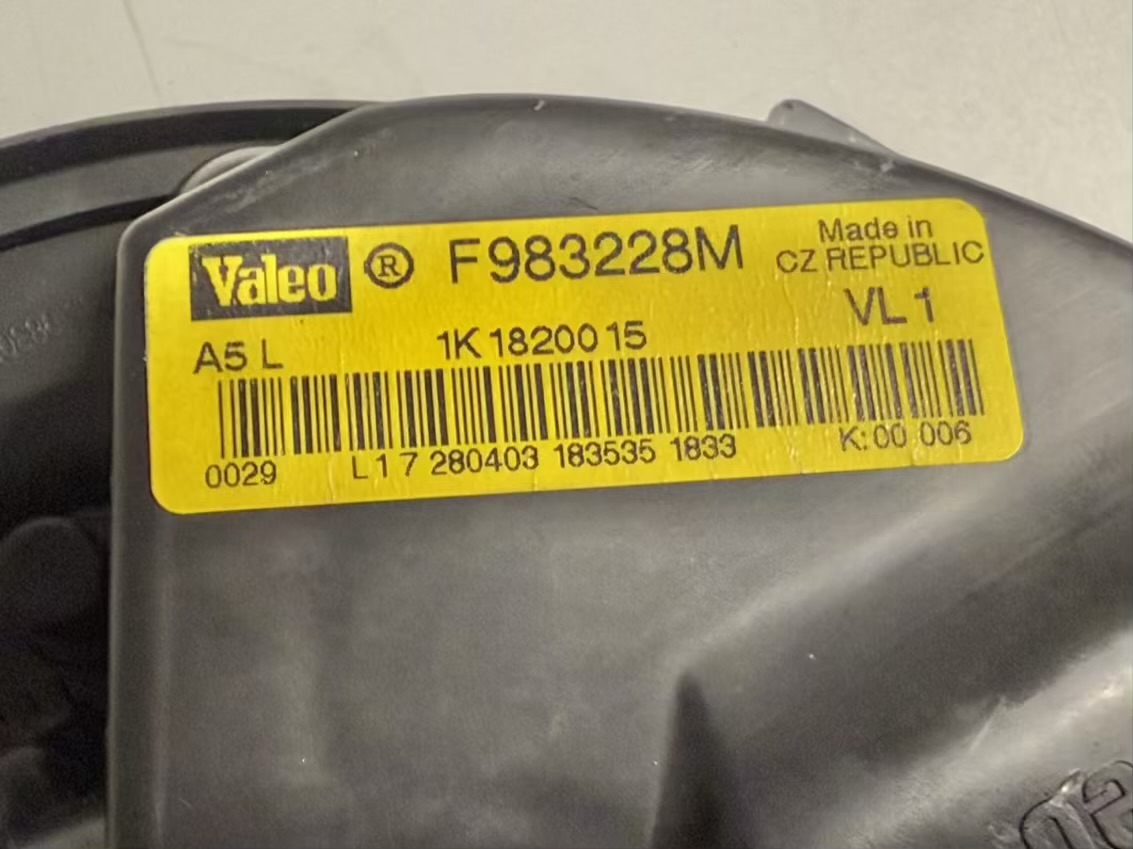 Innenraumgebläse Gebläsemotor VW Touran 1T1 2003  1K1820015, F983228M