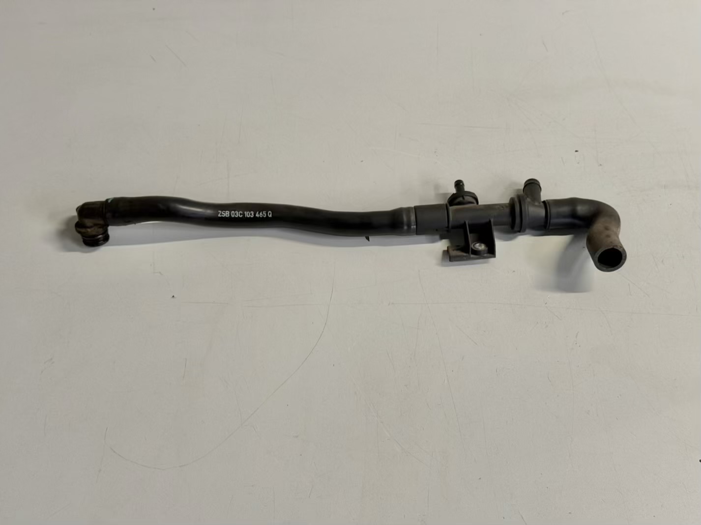 Entlüftungsschlauch Turbo VW Golf Plus 2009 1,4 TSI 03C103175G, 03C103493