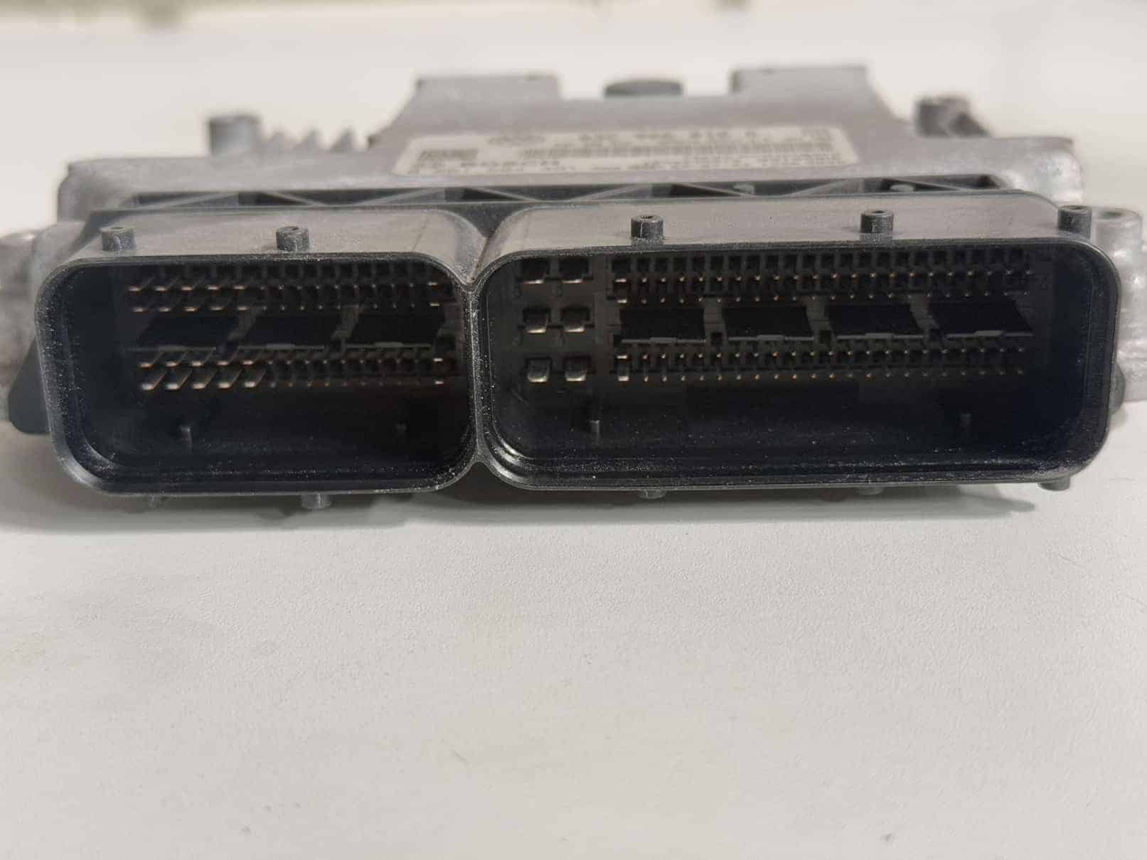 Motor Steuergerät ECU VW Golf Plus 2009 MED17.5.5