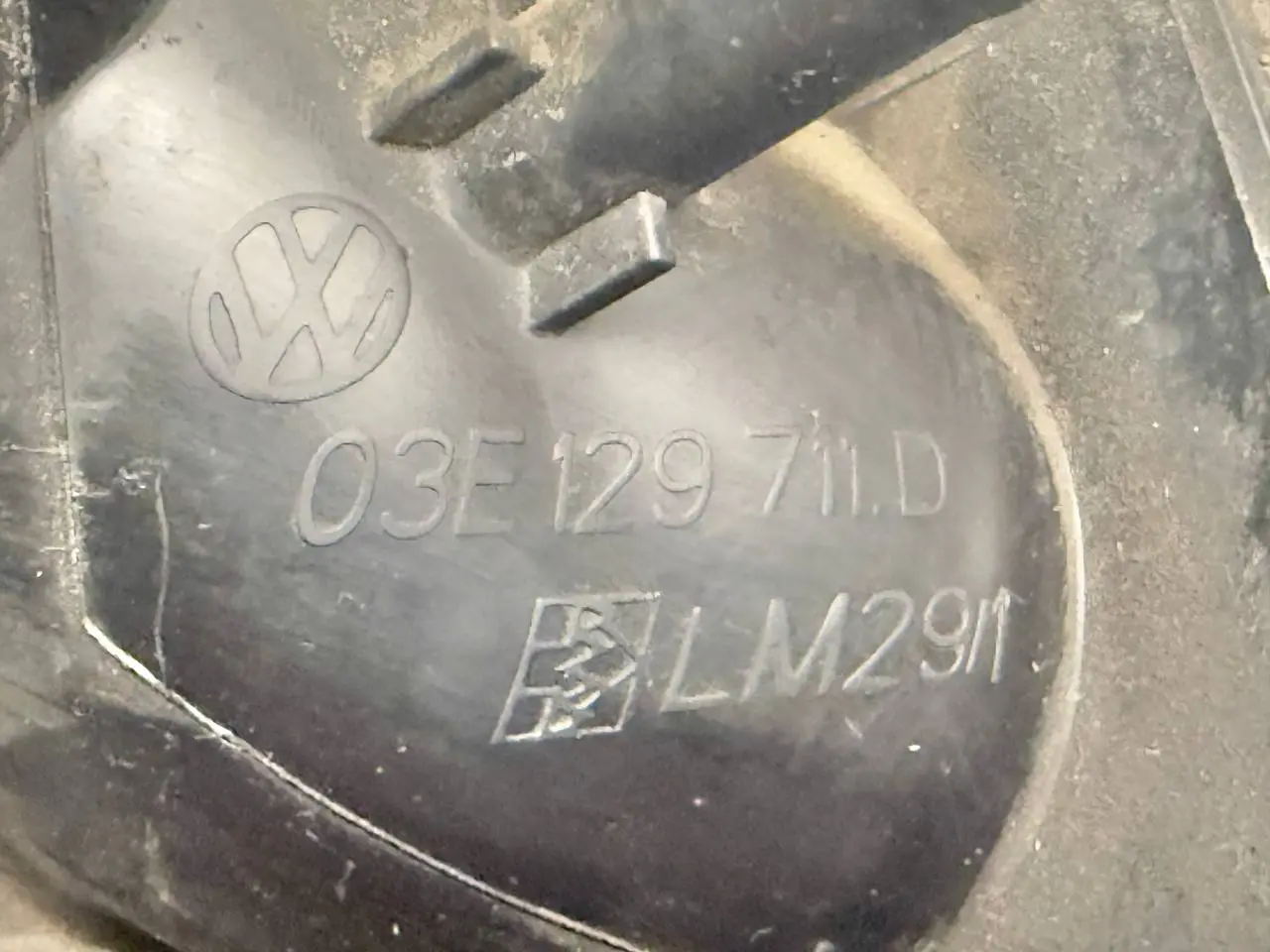 Ansaugkrümmer Ansaugbrücke Saugstutzen Polo VW Polo 9N1 1,2L 2002 03E129711D
