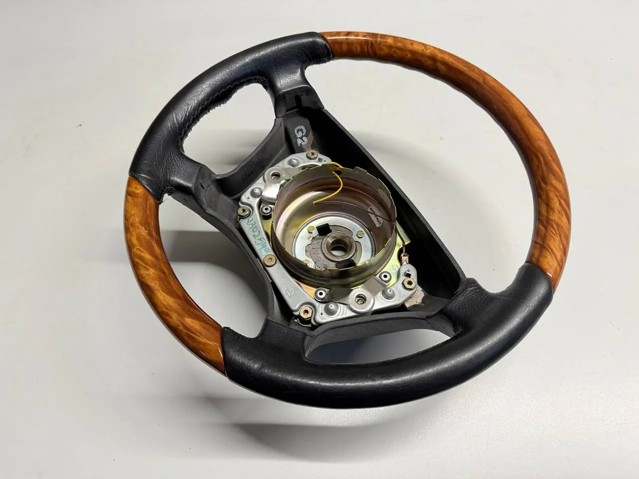 Lenkrad Lederlenkrad mit Wurzelholz Mercedes BENZ CLK 320 1999 W208