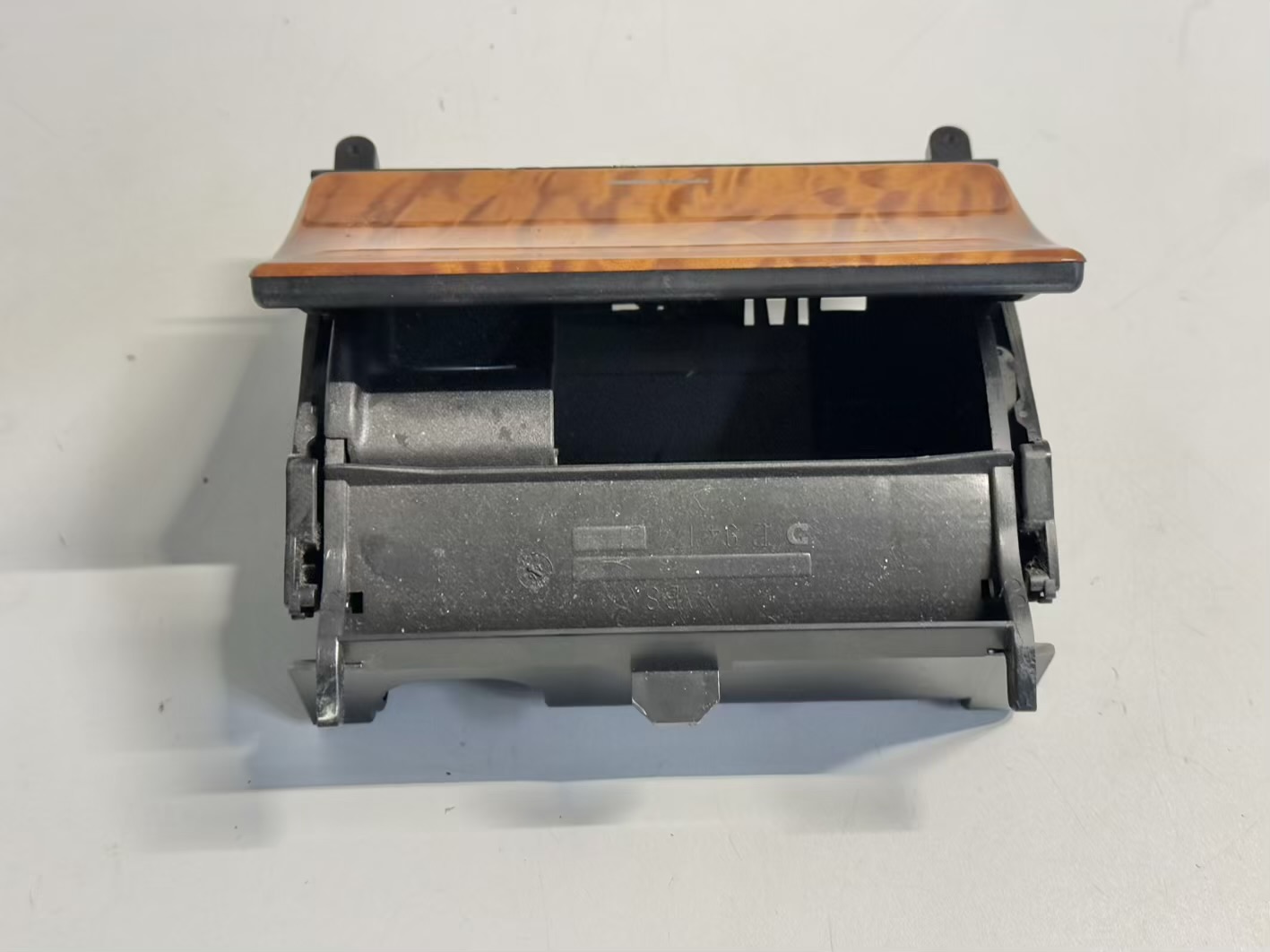 Aschenbecher vorne mit Blende BENZ CLK 320 1999 W208 2088100130, E9417001
