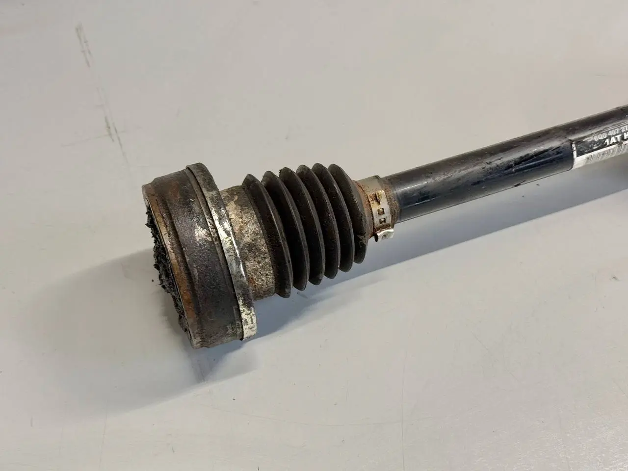 Antriebswelle Gelenkwelle Welle links vorn VW Polo 9N1 1,2L 2002 6Q0407271AT