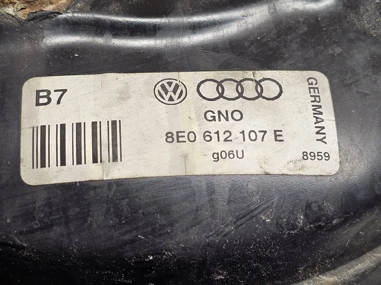 Bremskraftverstaerker Audi A6 Avant 4B5 TDI 2.5L 2002 8E0612107E