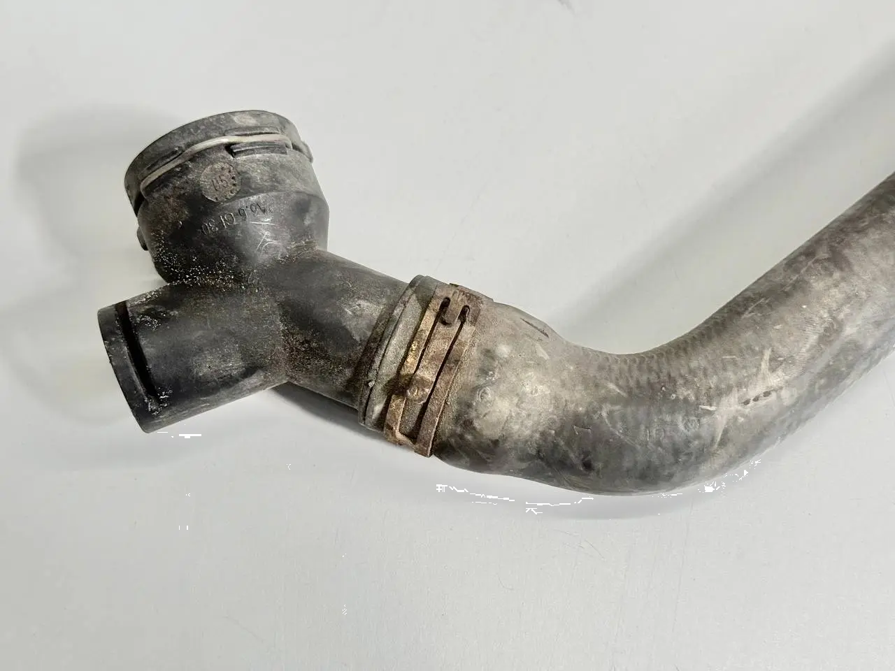 Kuehlmittelflansch Schlauch 1K0122291 VW Passat Golf5 3C 2.0l FSI 1K0122051