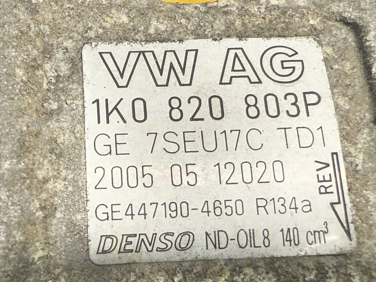 Klimakompressor Klimaanlagenkompressor Verdichter VW Golf5 1K1 1.4L 1K0820803P