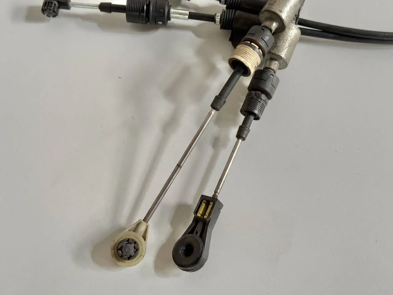 Seilzug Schaltgetriebe Schaltseil FORD Mondeo CA2 2.0L TDCi 2008 7G9R7E395KD