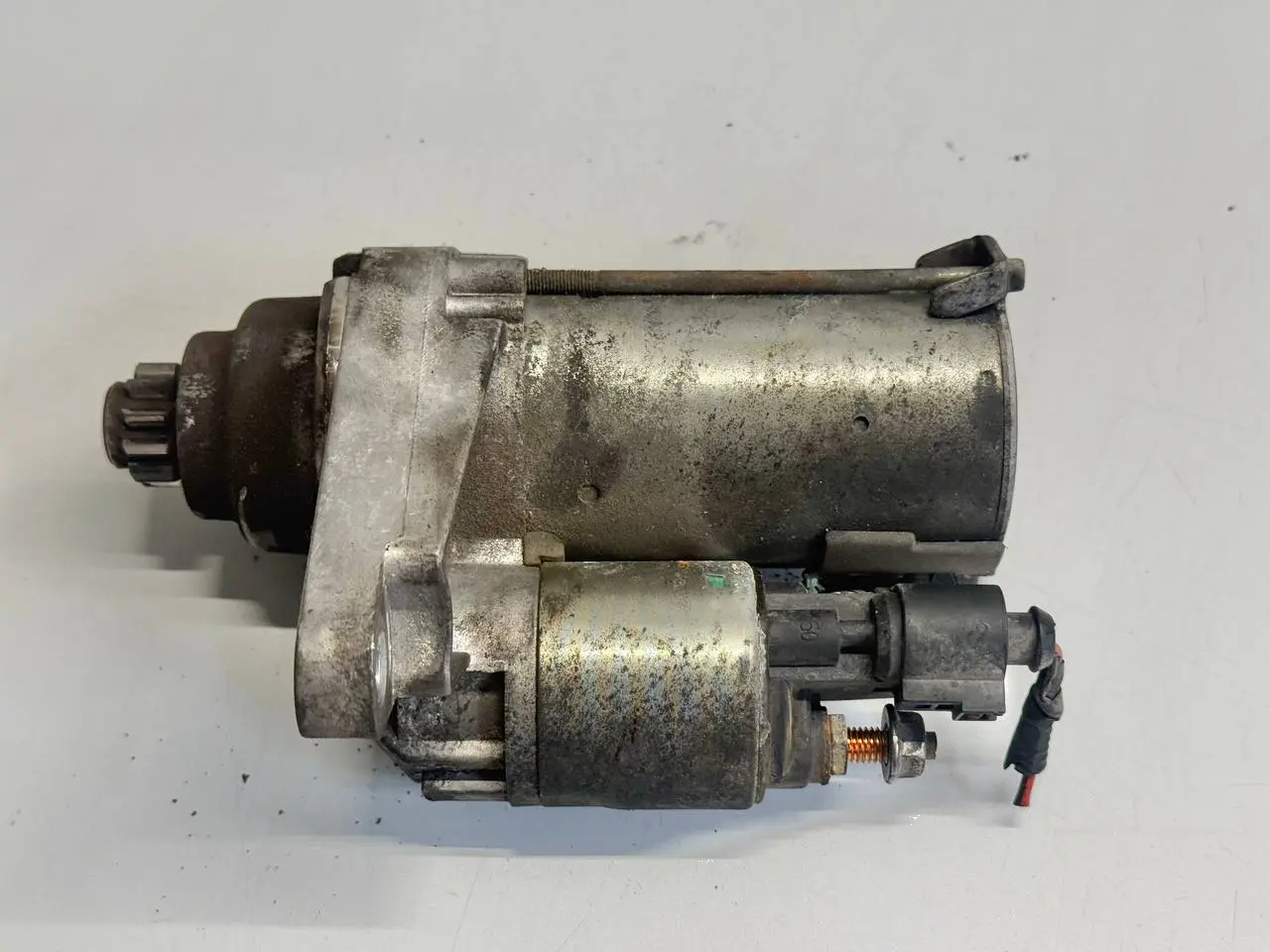 Anlasser Startermotor für Golf5 1K1 VW Golf Plus 2005 5M1 1,6 FSI 02T911023S