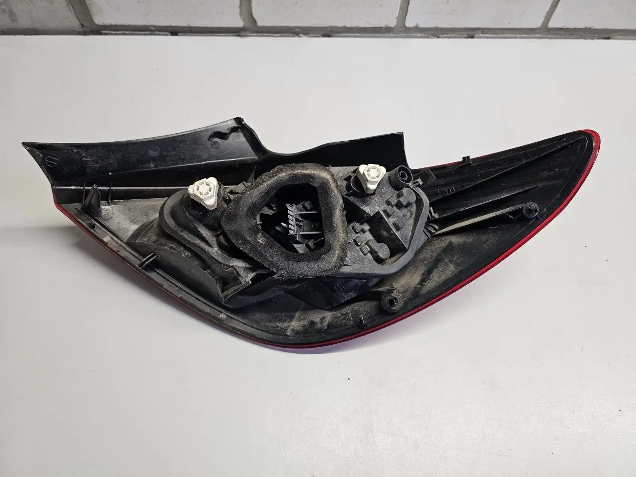 Heckleuchte Ruecklicht Rueckstrahler links fuer Opel Corsa D 1.2L 2008 93190950