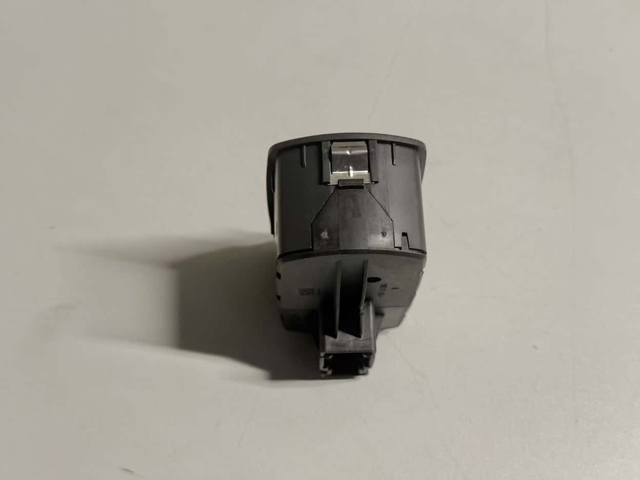 Fensterheberschalter Schalter Vorne Links Opel Corsa D 2009 13258522AD