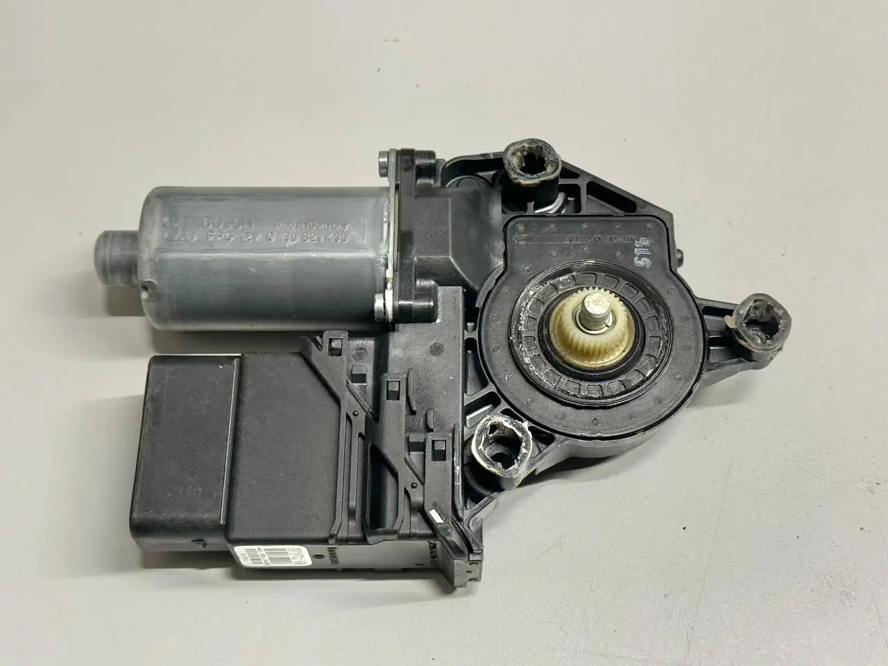 Fensterhebermotor hinten rechts VW Golf Plus 2006 5M1 1,6 5M0839402, 5M0839402A