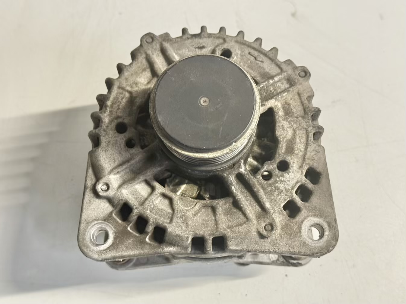 Lichtmaschine Generator 2.0 TDI Passat 3C 2008 03G903023, 0121715003