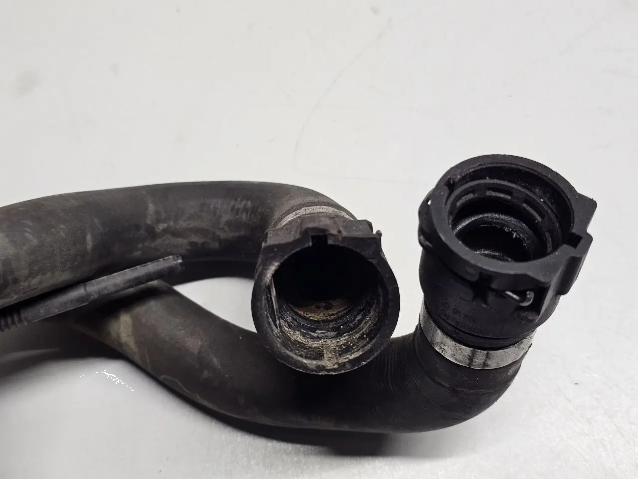 Kuehlschlauch Kuehlerleitung Wasserleitung A6 Avant 4B5 TDI 2.5L 2002 4B0819371D