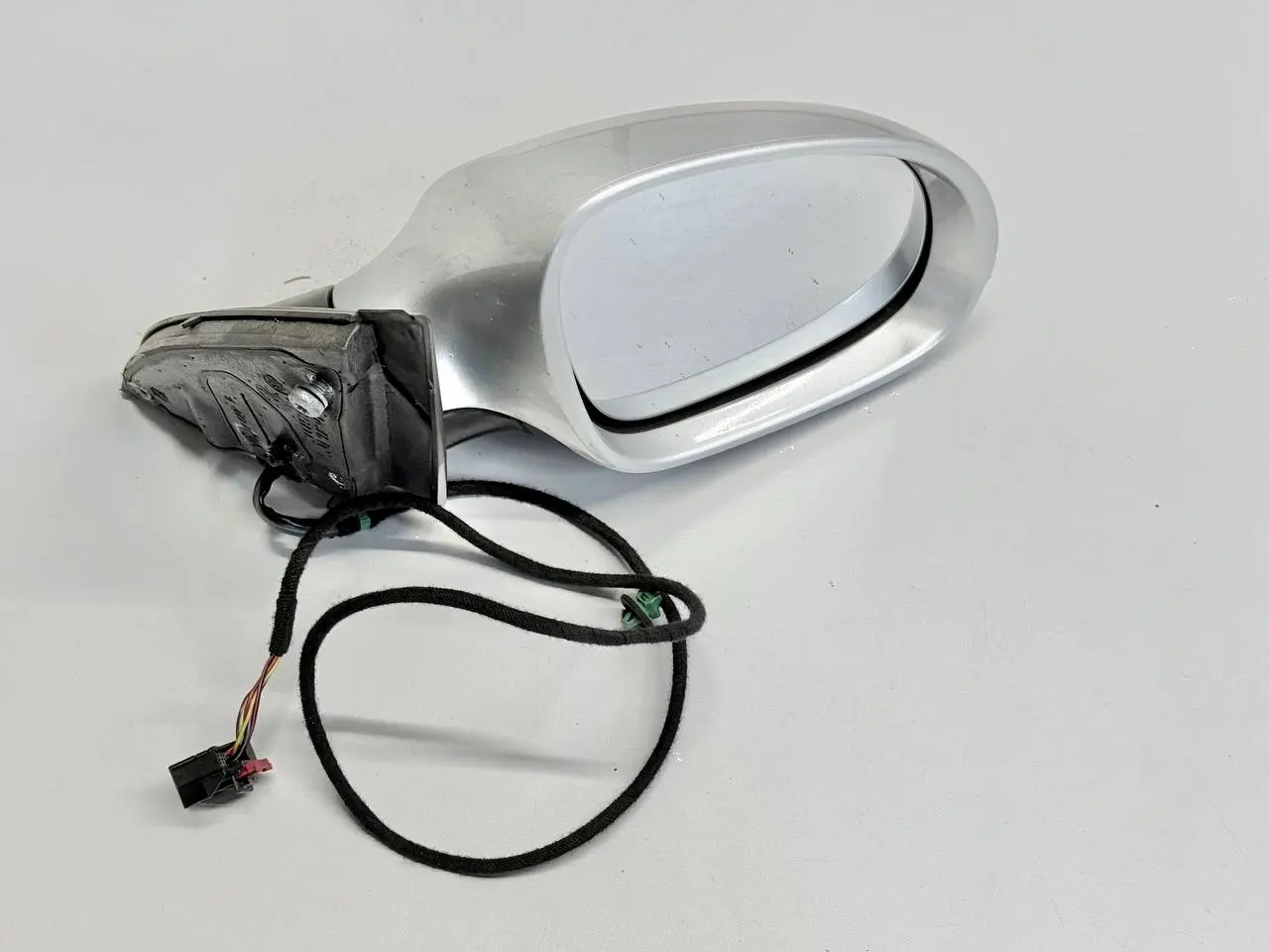Aussenspiegel rechts elektrisch verst VW Passat 3C Kombi 2008 3C0857934 FC: LA7W