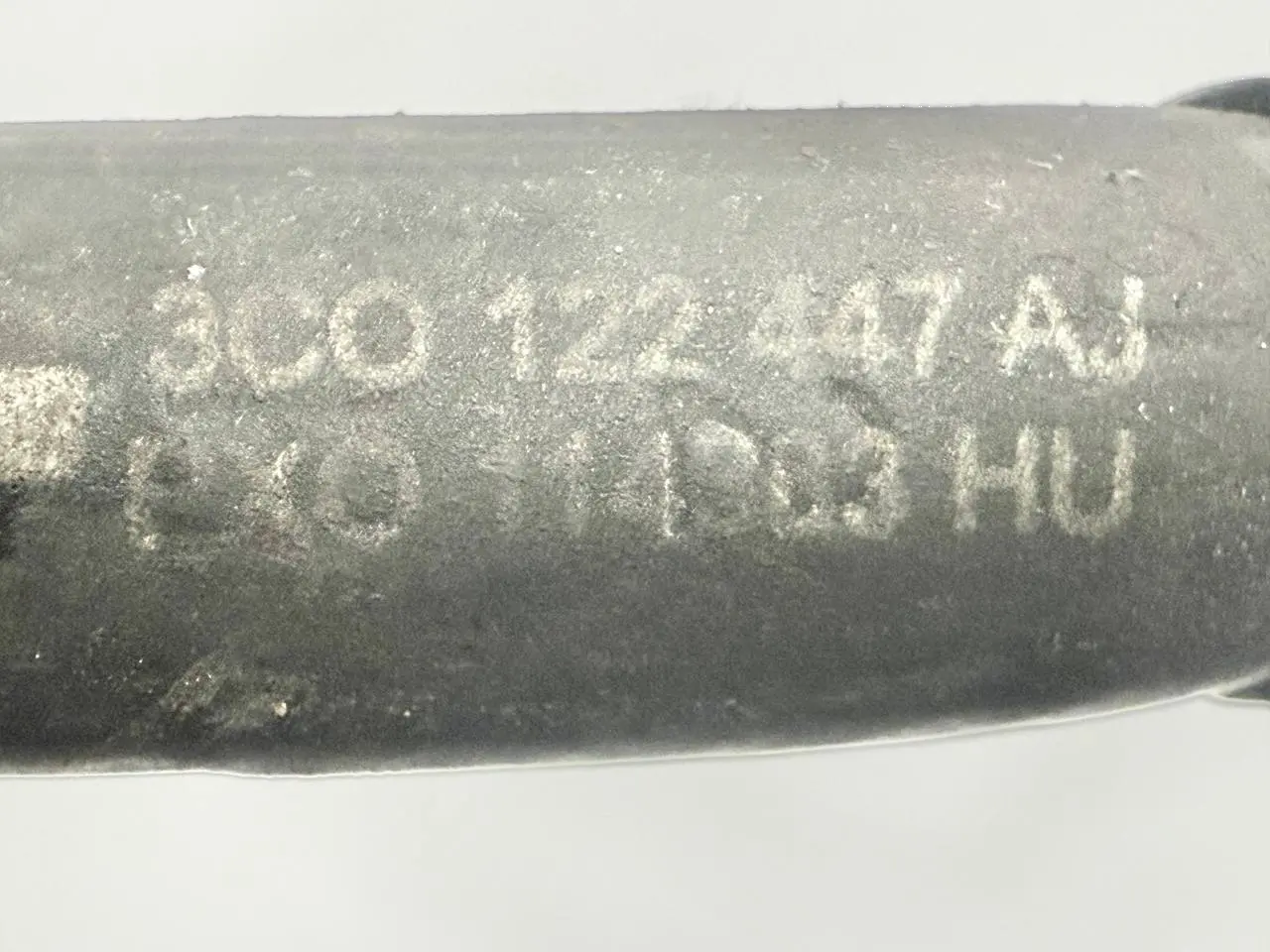 Kuehlrohr Rohr Wasserschlauch Passat 3C 2.0l VW Passat 3C 2.0l FSI 3C0122447AJ