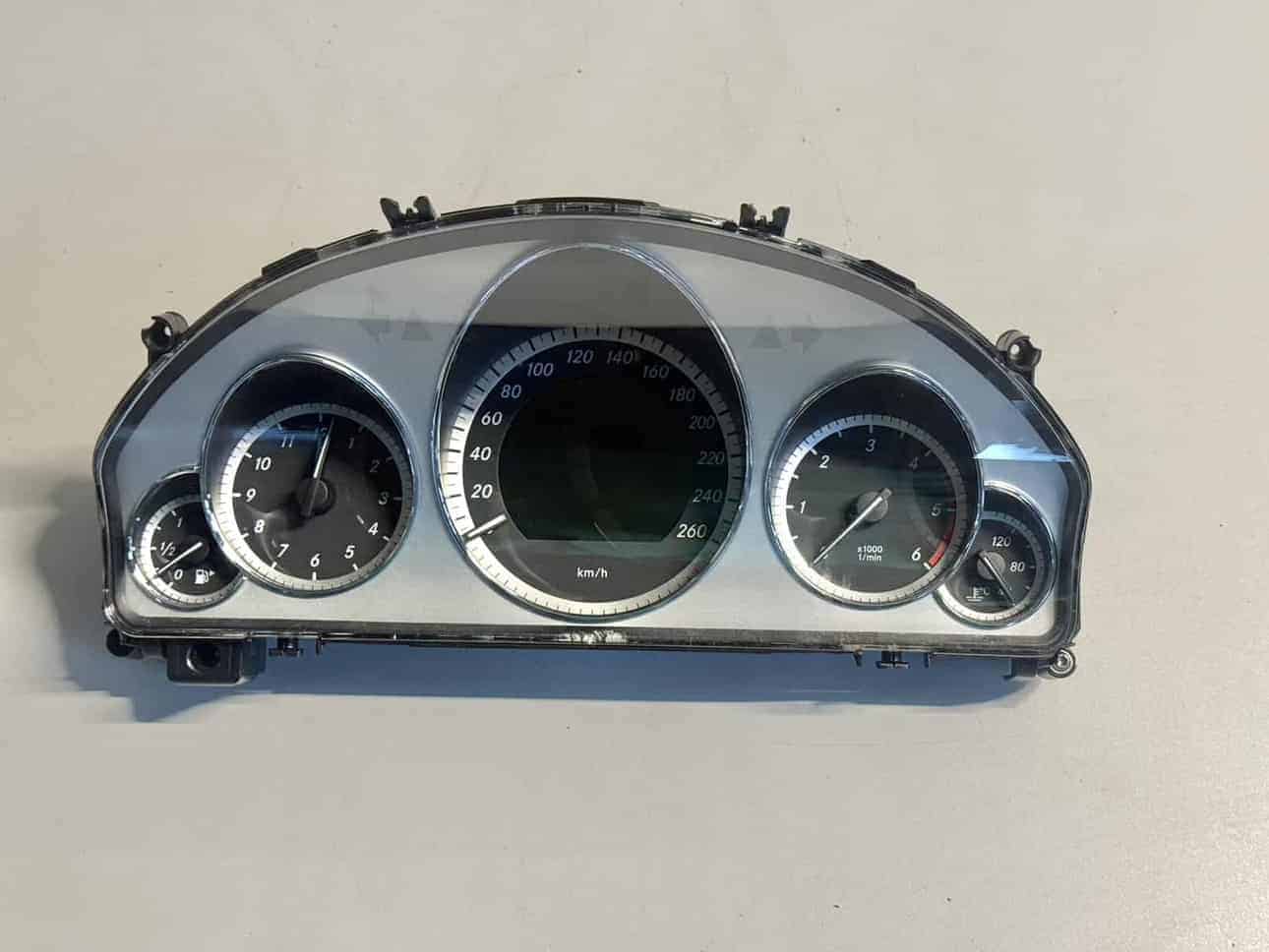 Tacho Kombiinstrument Monochrom Mercedes Benz W212 E-Klasse 2010