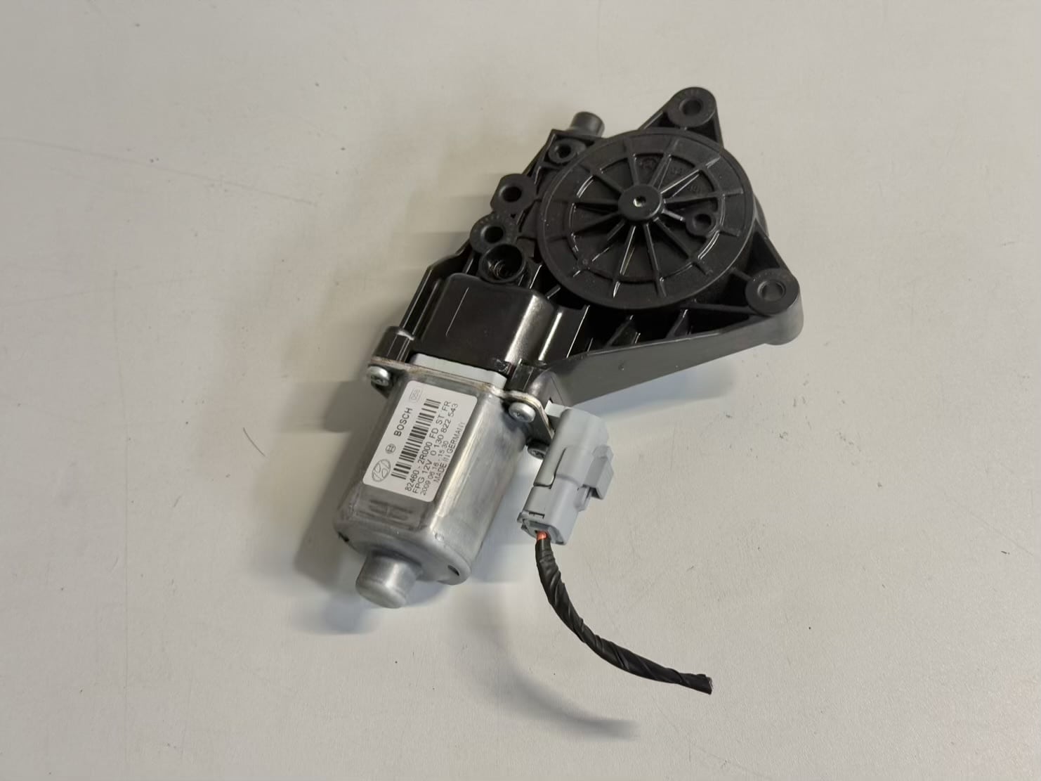 Fensterhebermotor Vorne Rechts Hyundai i30 2010 824602R000