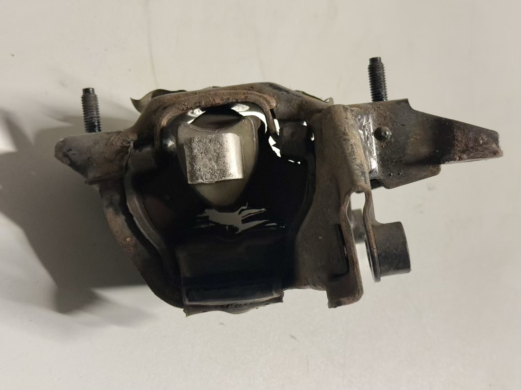 Motorhalter Links Lager Halter Seat Ibiza 1.2 2008 6Q0199555AC