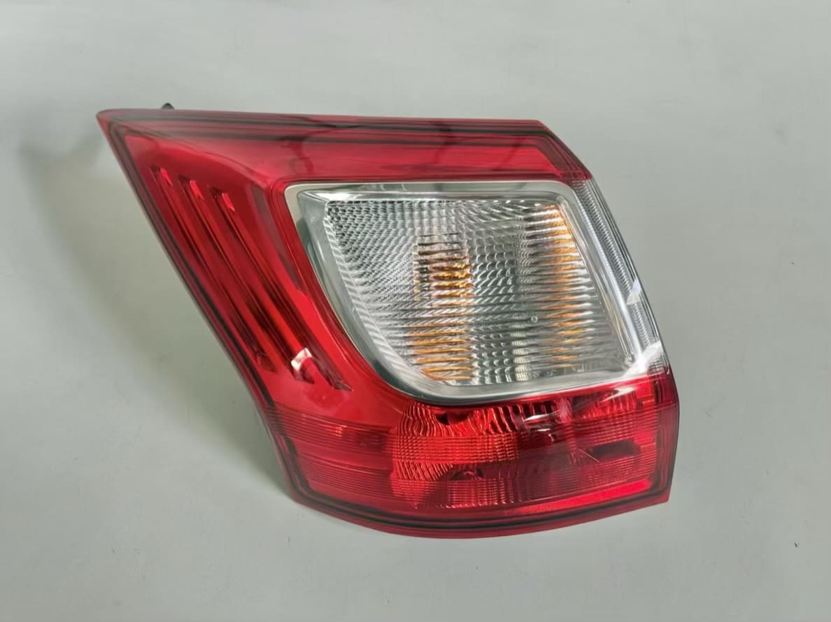 Rückleuchte Heckleuchte Links Außen Ford C-Max 2014 AM5113405AF, 89079473