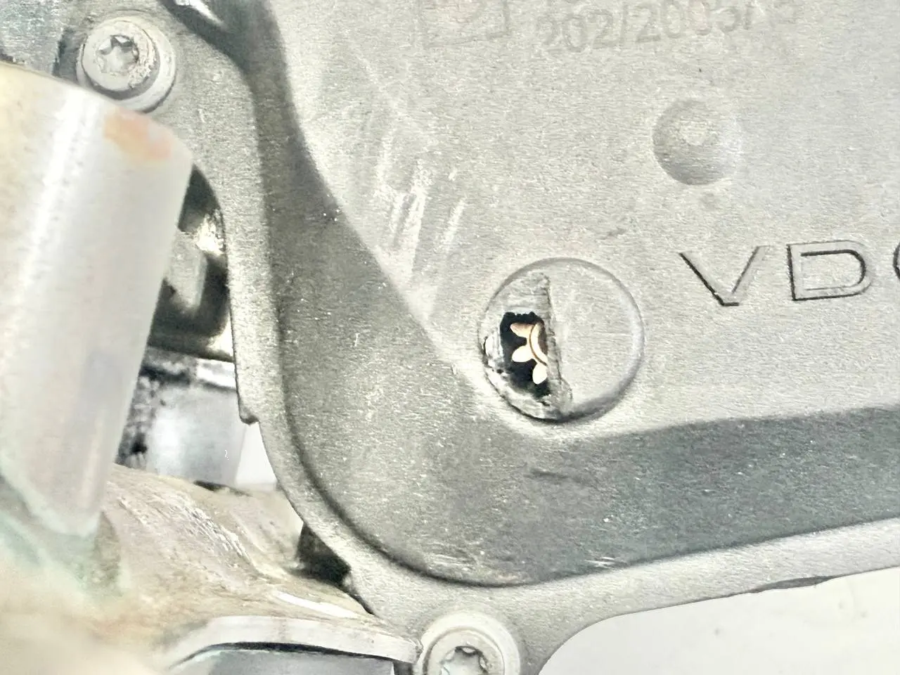 Ansaugbruecke Ansaugkrümmer fuer Touran 1T1 VW Passat 3C 2.0l FSI 06D133340