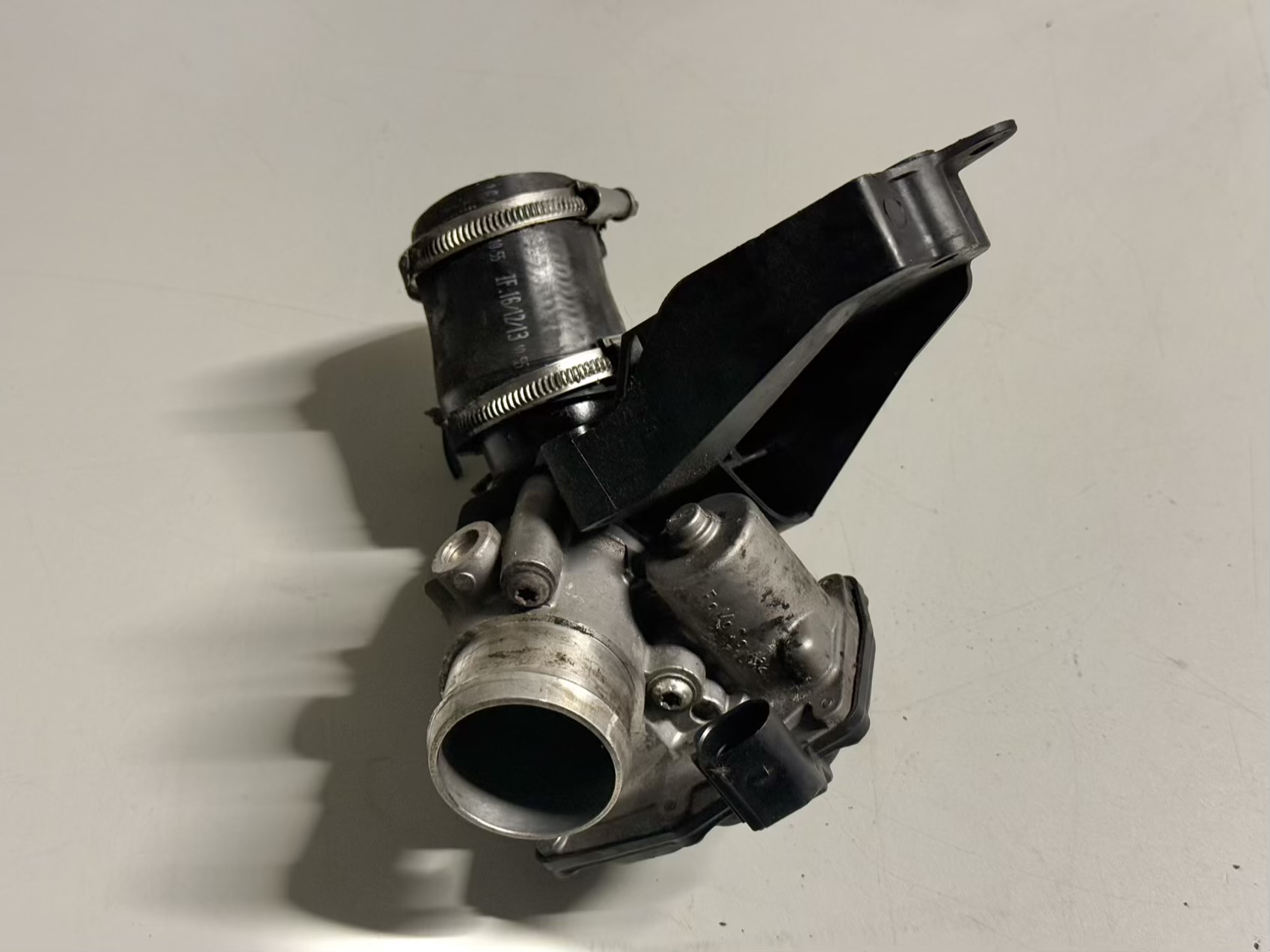 Drosselklappe Ansaugklappe Ford C-Max 2014 1.0 EcoBoost 50989002, 1060231S01