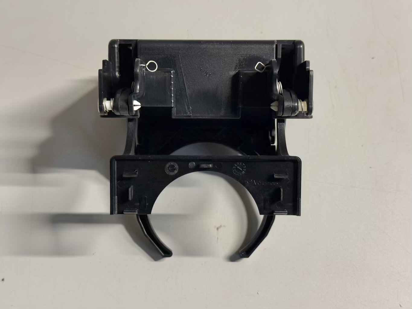 Becherhalter Cupholder Getränkehalter hinten VW Touran 1T1 2003 1T0862533C
