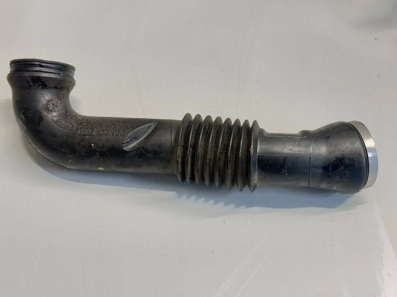Ansaugschlauch Ladeluftschlauch Luftrohr für FORD Fiesta 1.4L 2008 2S619R504CE