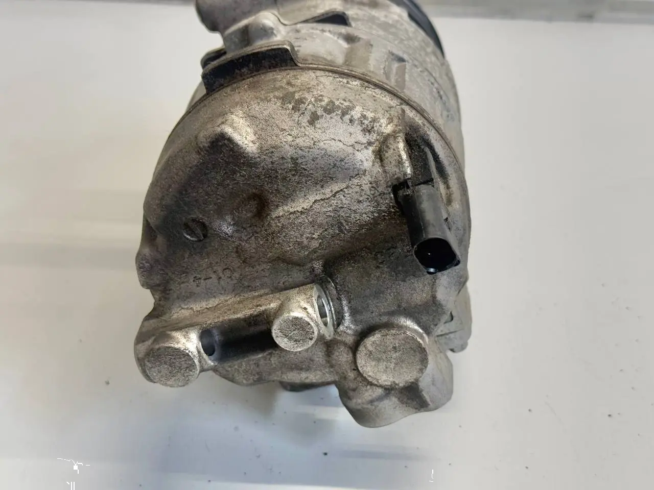 Klimakompressor Klimaanlagenkompressor Verdichter VW Golf5 1K1 1.4L 1K0820803P