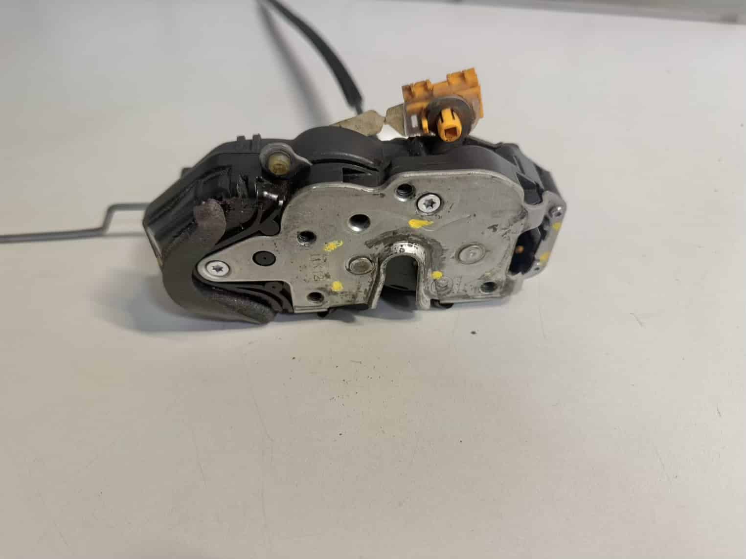 Türschloss Links OPEL ASTRA-J 2011 3023880RH4