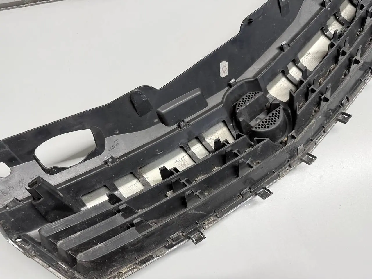 Kühlergrill chrom ASTRA-H 1.6 DOHC 2007 13225775, 13225780
