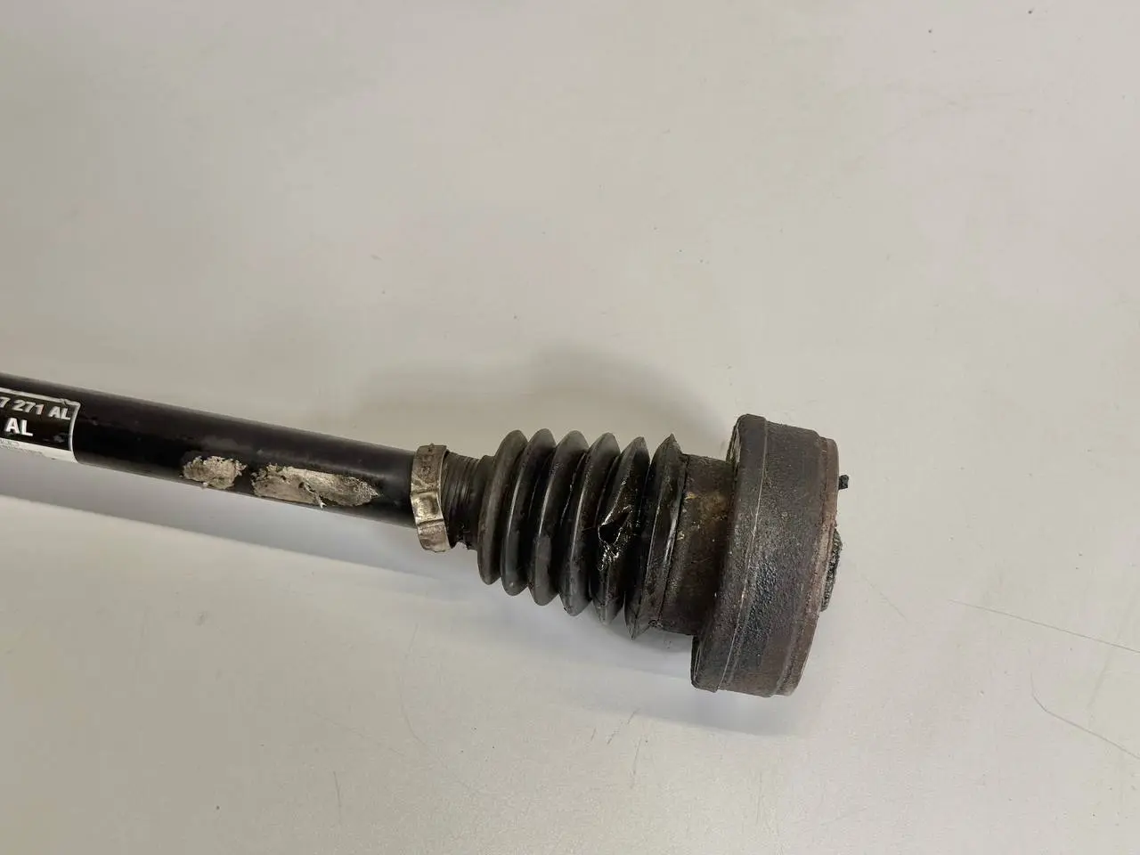 Antriebswelle Gelenkwelle links kurz Golf 4 1,4 1J1 1998 1J0407271AL