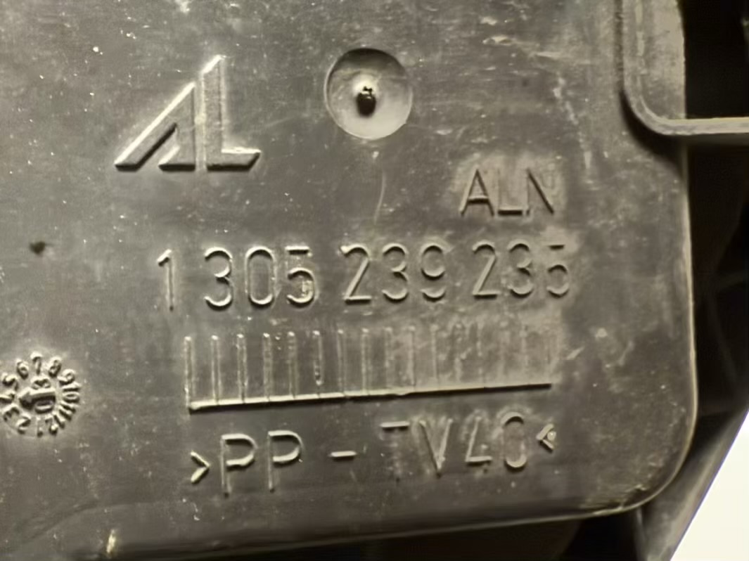 Scheinwerfer Frontscheinwerfer Rechts VW Touran 1.6 FSI Trend 1T1 2003 1T0941006