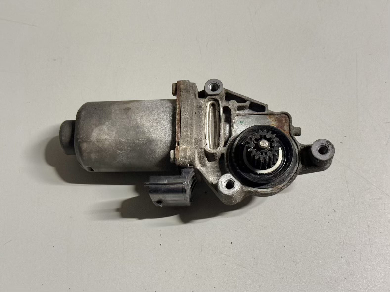Easytronic Stellmotor OPEL MERIVA 2003 0130008500, G1D600206a