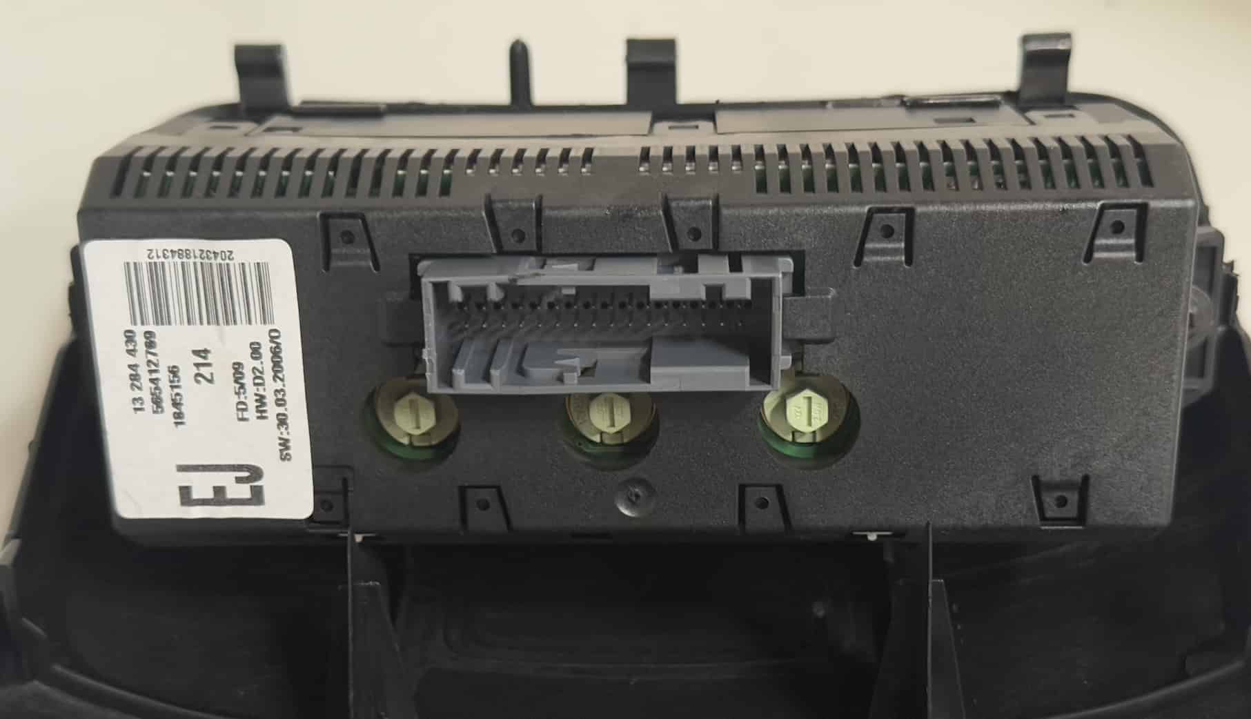 INNENAUSSTATTUNG BOARDCOMPUTER DISPLAY mit Verkleidung Opel Corsa D