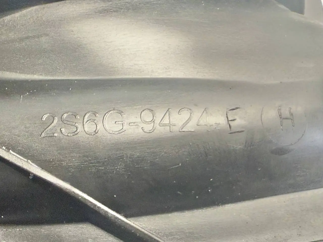 Ansaugbrücke Krümmer Saugrohr C-Max 1.0L FORD Fiesta 1.4L 2008 2S6G9424E