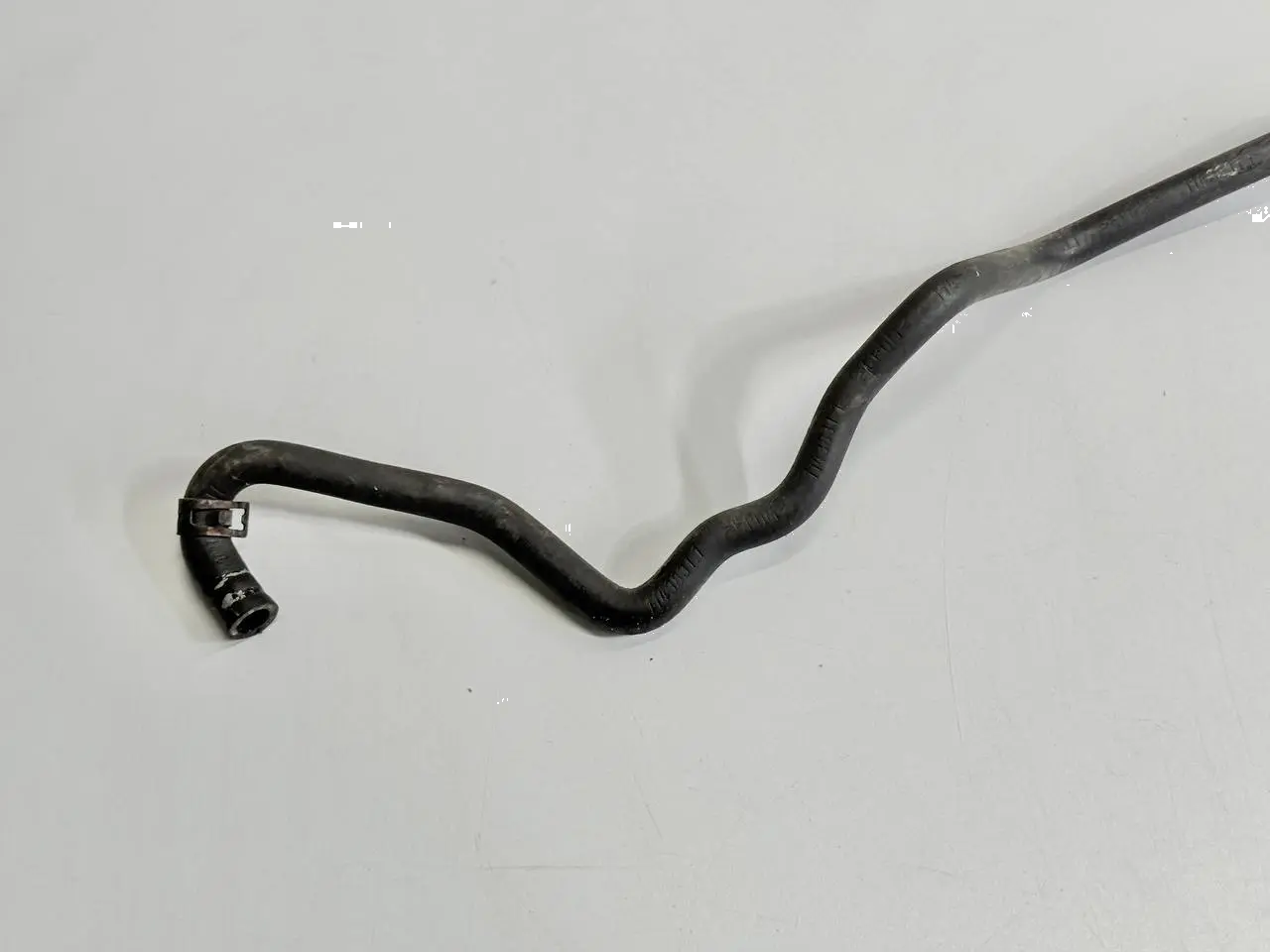 Kuehlrohr Rohr Wasserschlauch Passat 3C 2.0l VW Passat 3C 2.0l FSI 3C0122447AJ