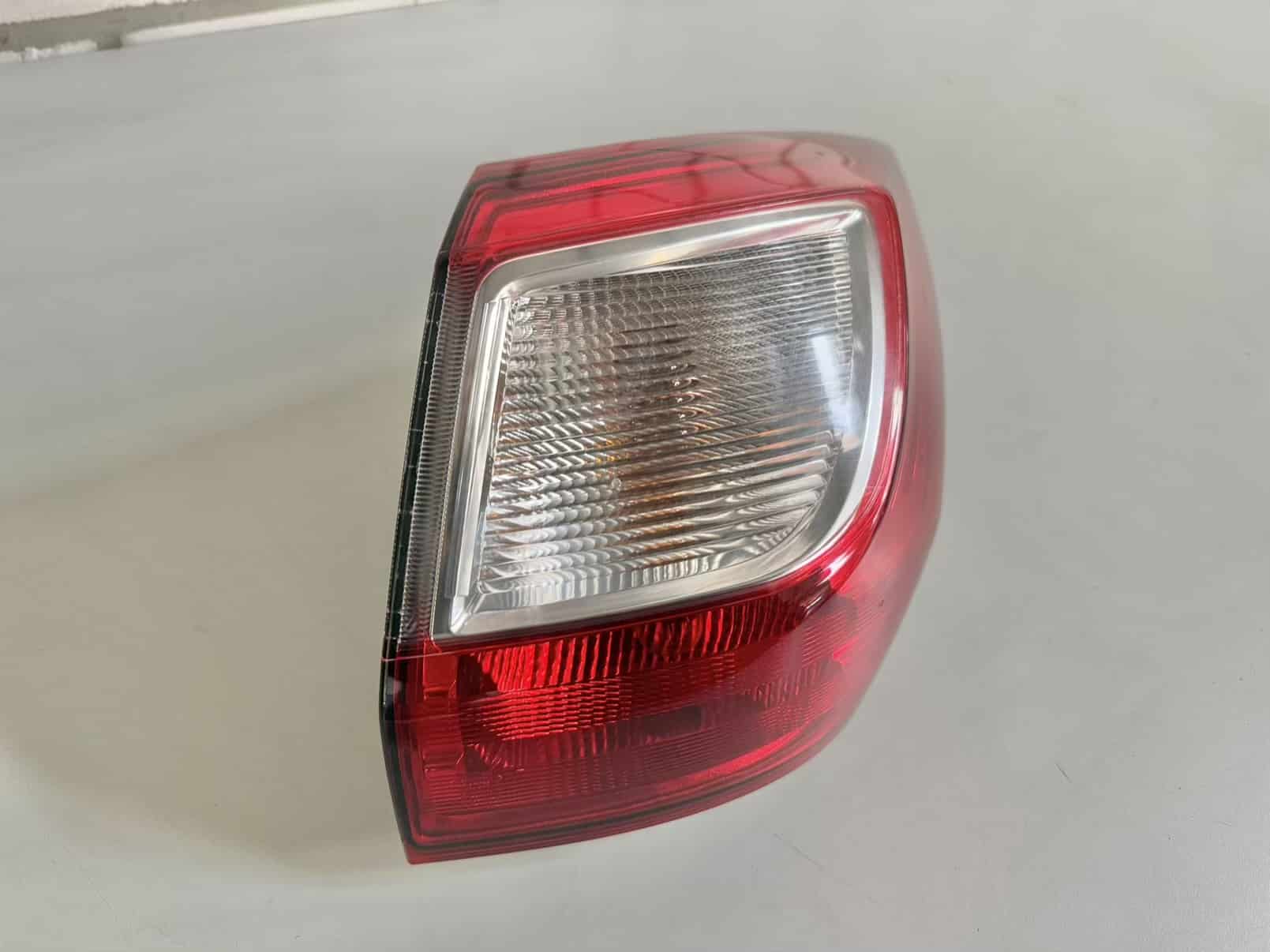 Rückleuchte Heckleuchte Rechts Außen Ford C-Max 2014 AM5113404AF, 89501744