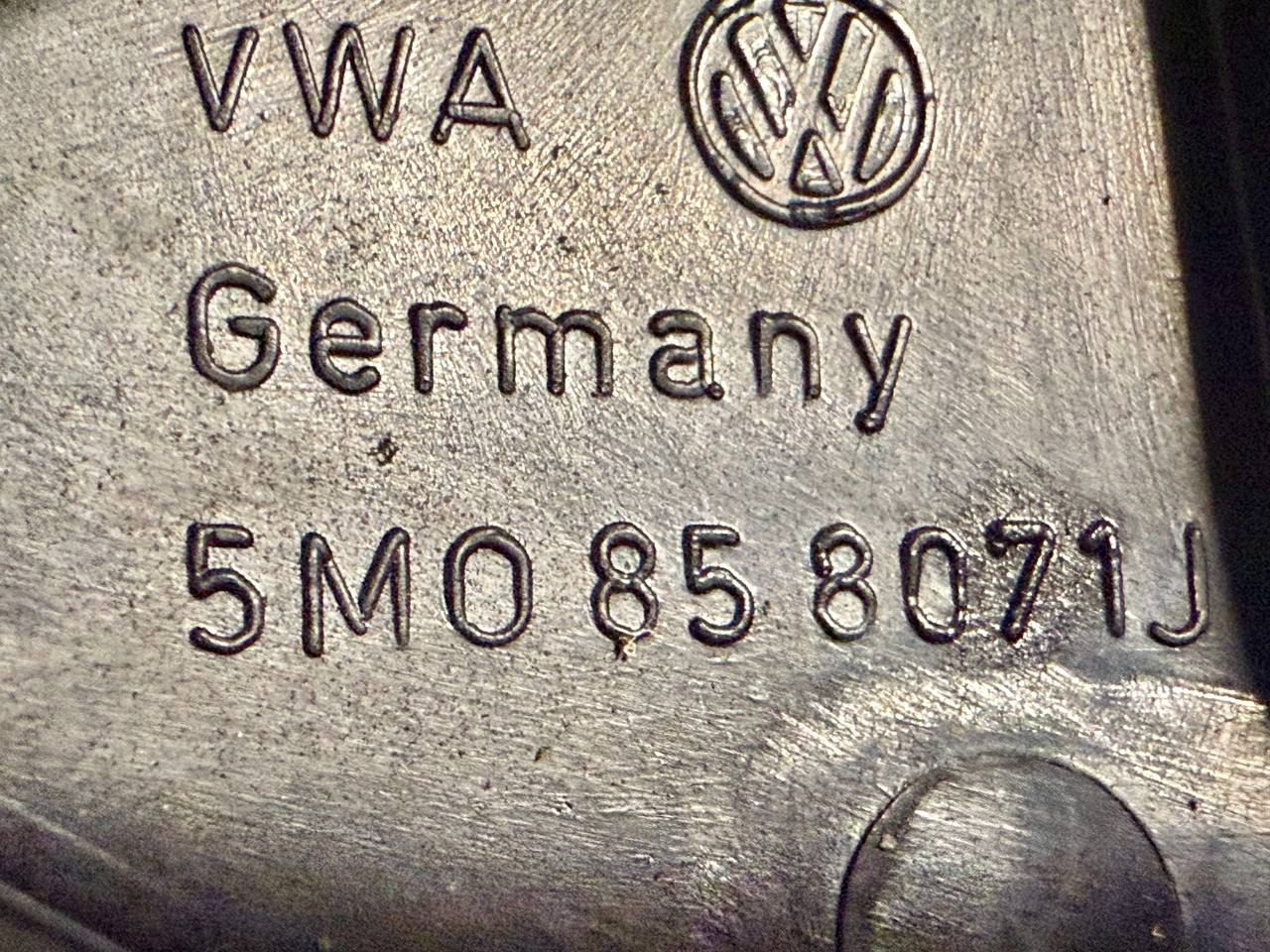 Abdeckung Radioblende Radio VW Golf Plus 2005 5M1 1,6 FSI 5M0858071, 5M0958509