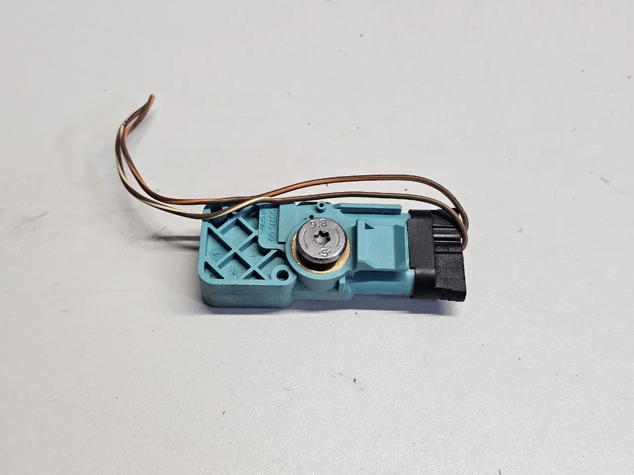 Airbagsensor Crashsensor Corsa D 1.2L 2008 Opel Corsa D 1.2L 2008 13271251