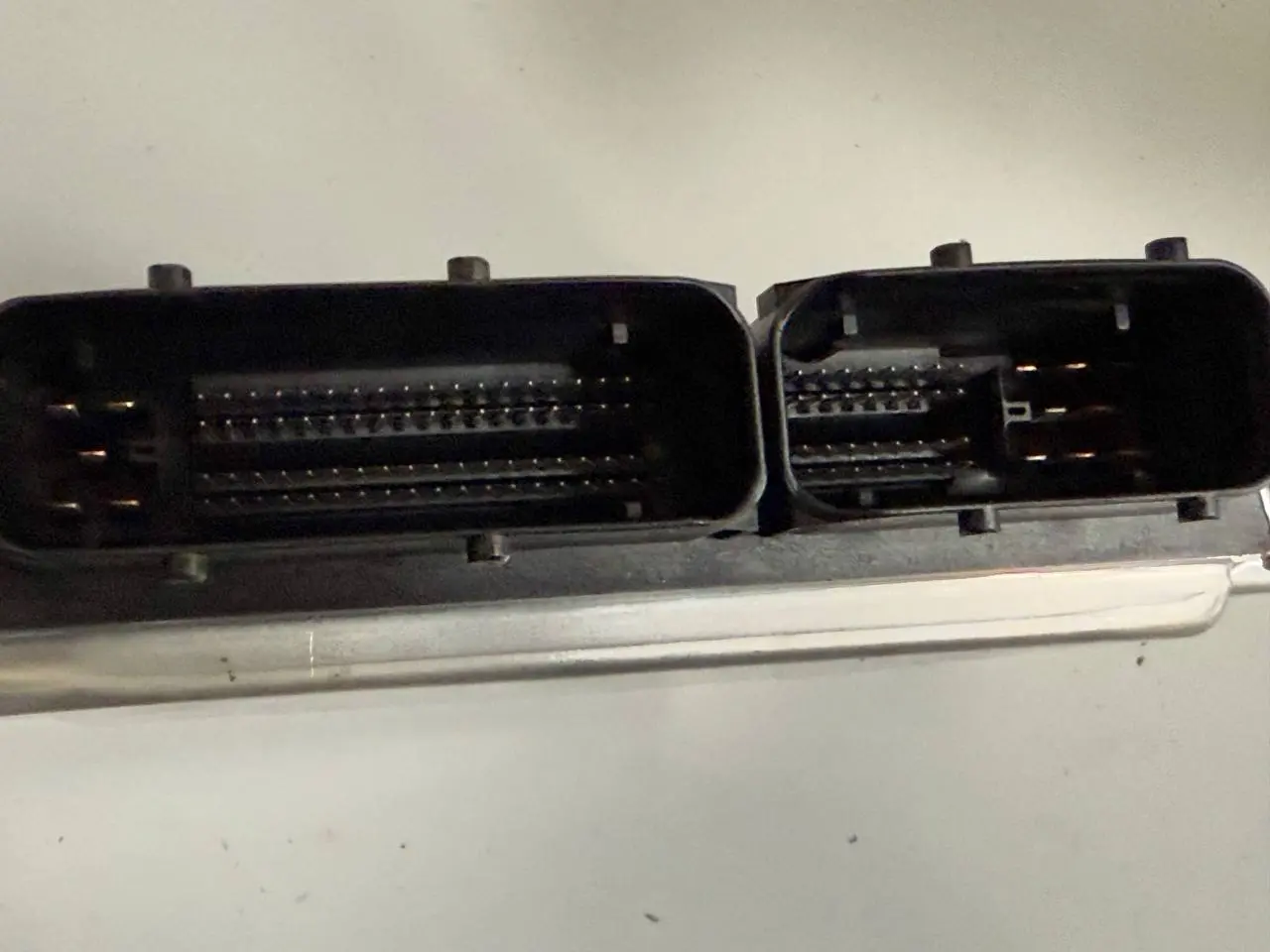 Motorsteuergerät ECU A6 Avant 4B5 TDI 2.5L 2002 4B2907401J