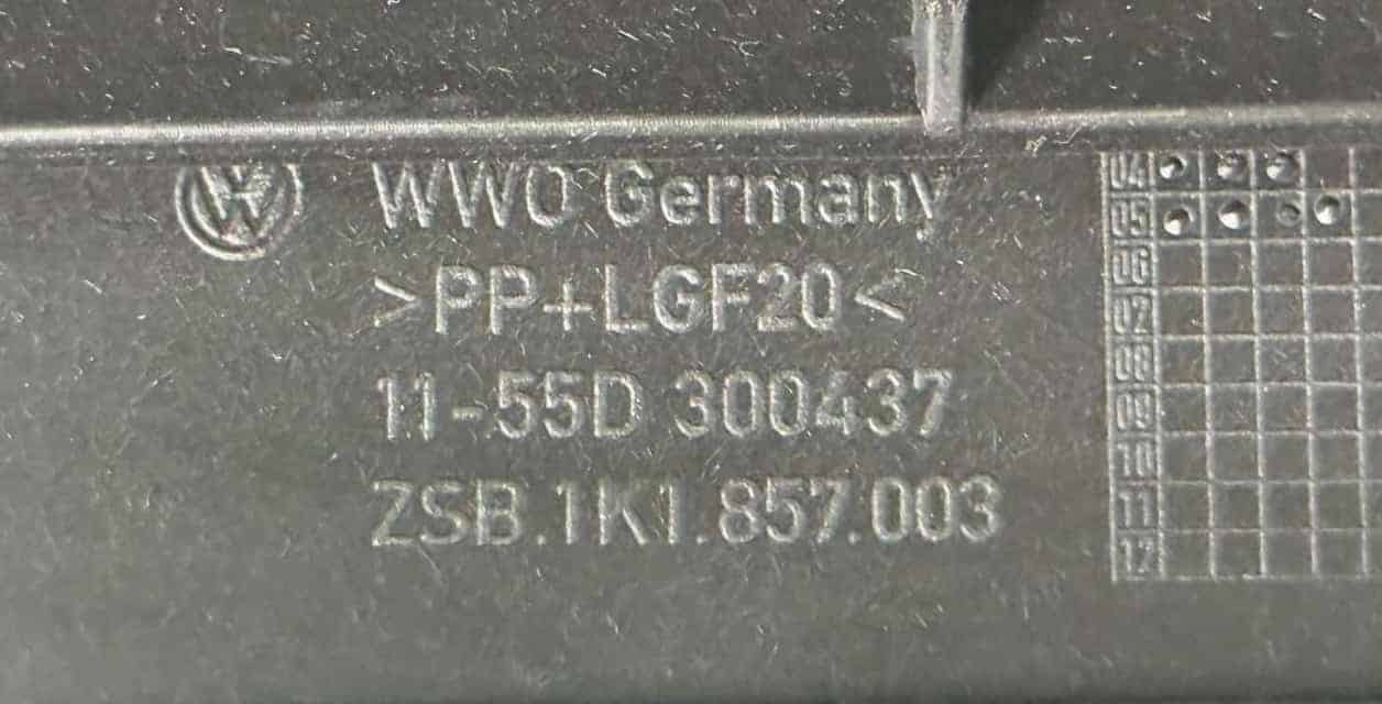 Armaturenbrett Dashboard Schalttafel VW Golf5 1K1 1.4L