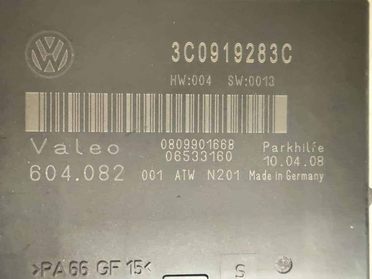 Steuergerät Parkhilfe Einparkhilfe PDC VW Passat 3C Kombi 2008