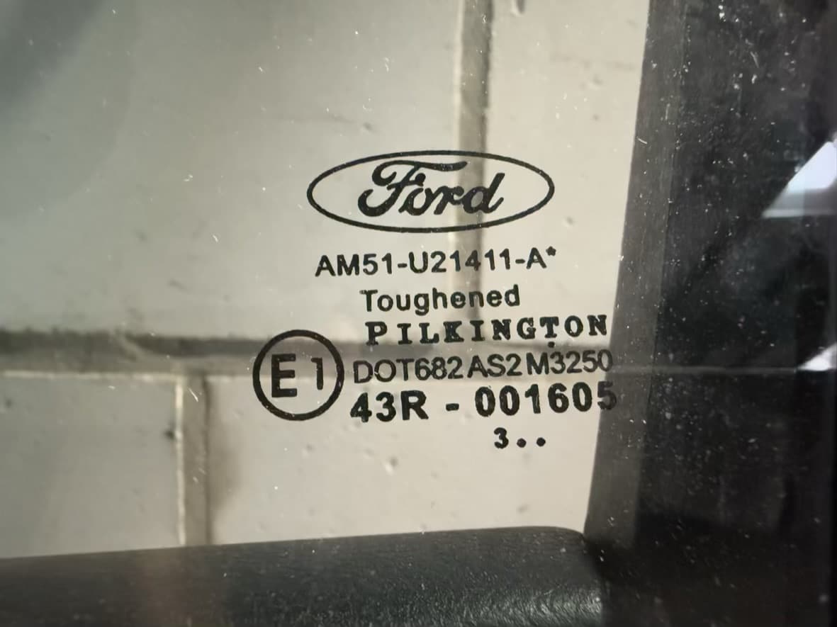Fahrertür Vorne Links Komplett Ford C-Max 2014 DXA Farbe: Race Red BRQAWWA