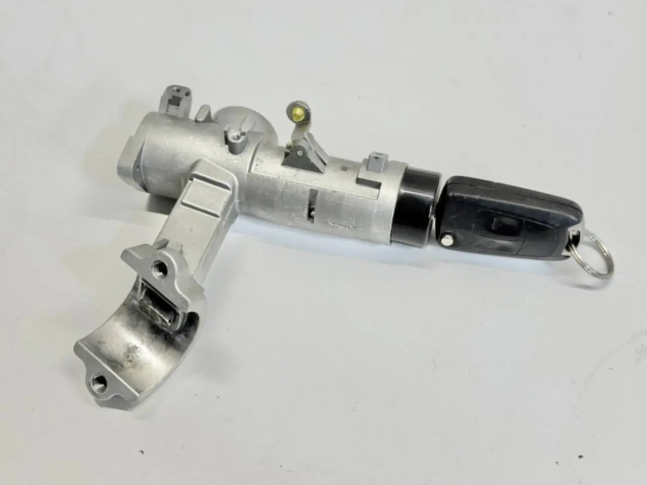 Zuendschloss Zündanlassschalter OPEL GM ANTARA 2007 95919456