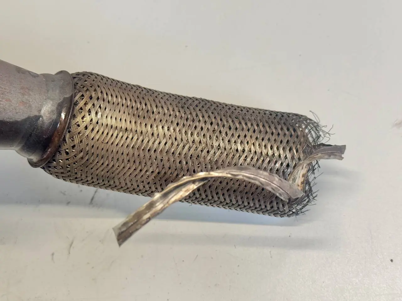 Katalysator Kat Downpipe für Golf5 1K1 1.4L VW Golf5 1K1 1.4L 1K0131690
