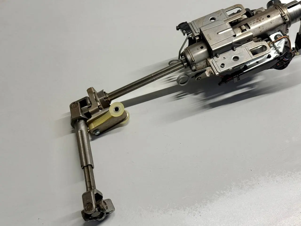 Lenksäule Zündschloss Kreuzgelenk verstellbar VW Polo 9N1 1,2L 2002 6Q1419501